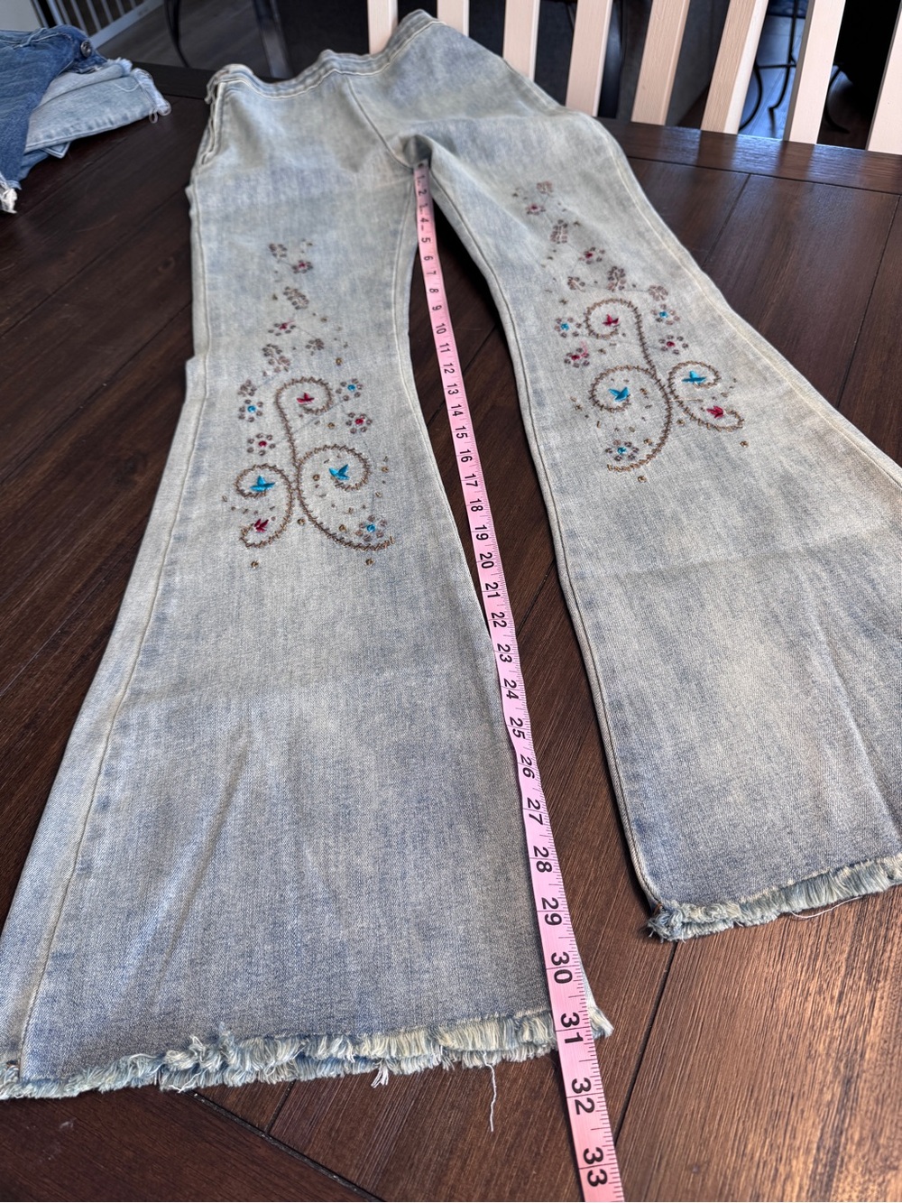 POL Embroidered Sequin Stretch Denim Flare Jeans Boho Western Small NWOT - Picture 8 of 12